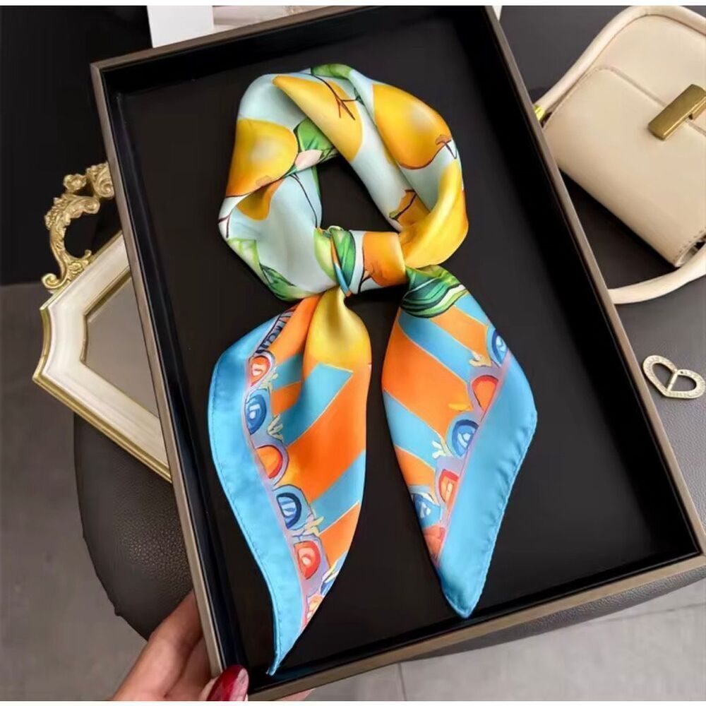 Luxury Italian Style Lemon Print Scarf Elegant Square Neck Scarf Hair Bag 27x27